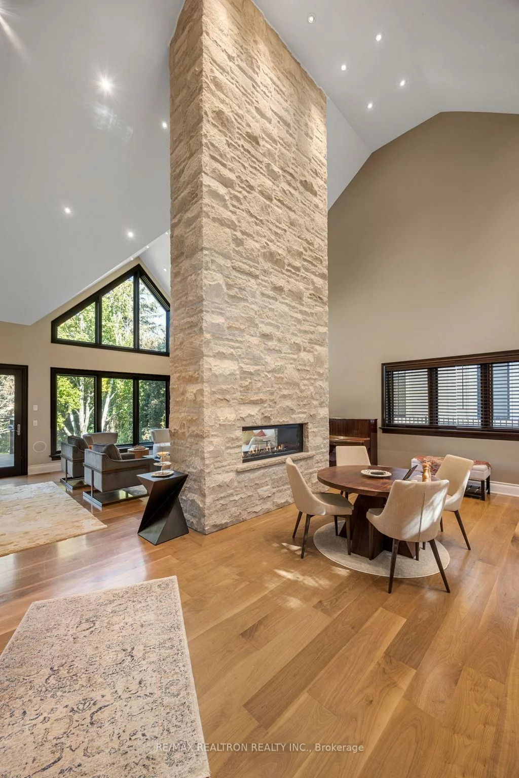 80, Forest Grove, Bayview Village, Toronto