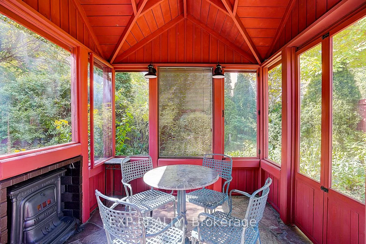 62, Kempsell, Don Valley Village, Toronto