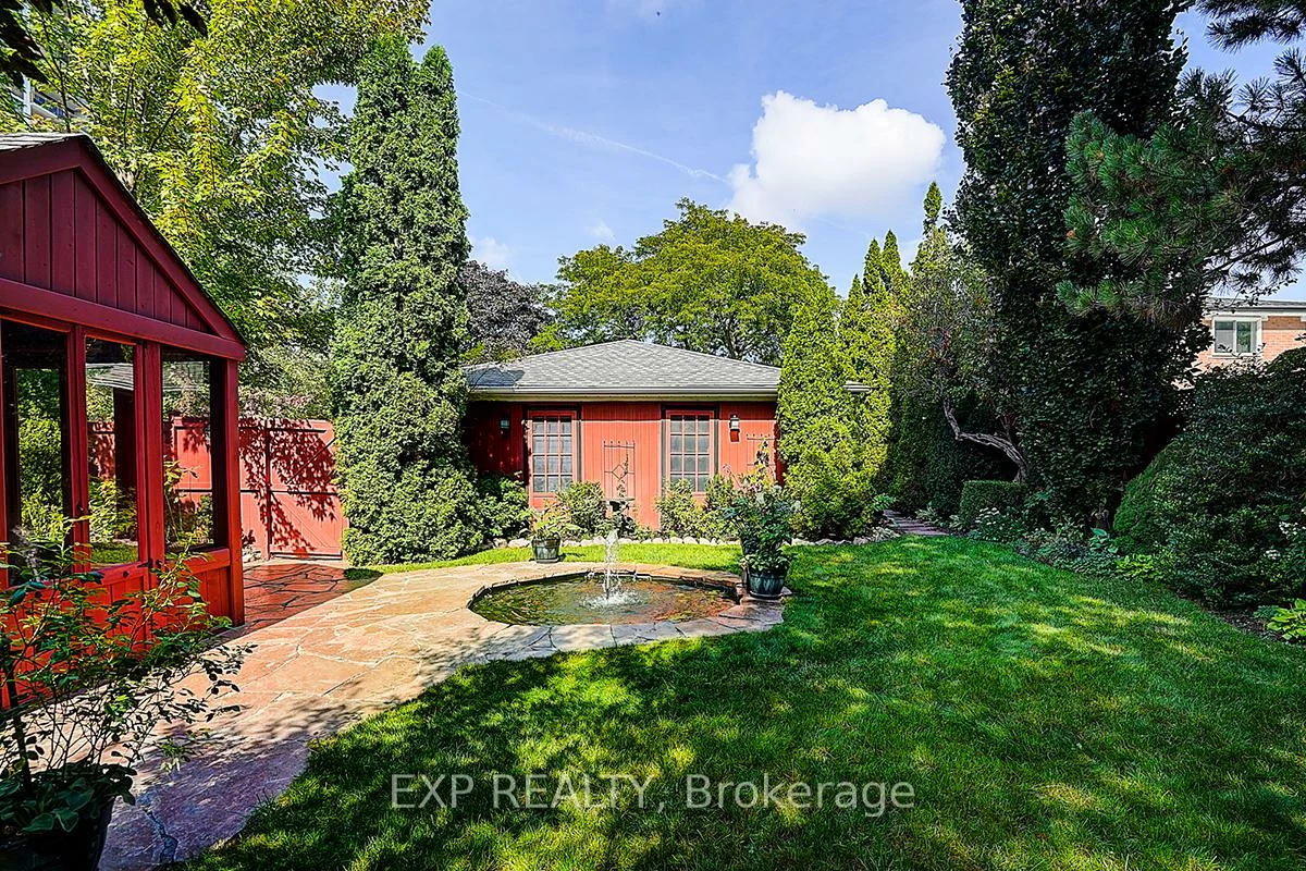 62, Kempsell, Don Valley Village, Toronto