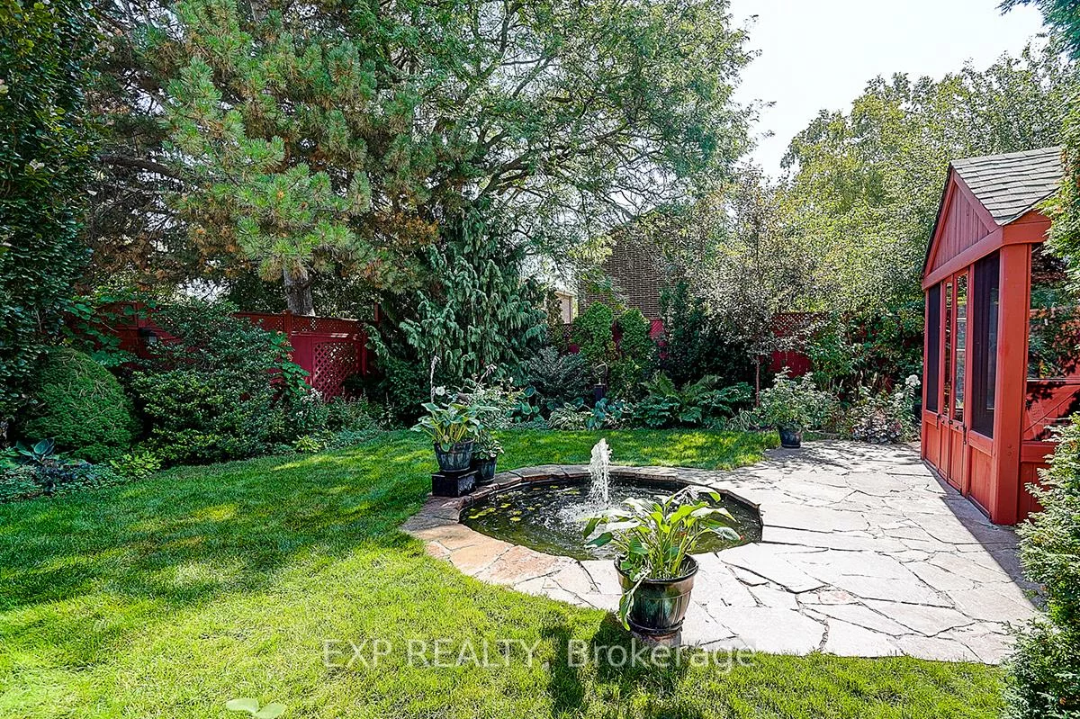 62, Kempsell, Don Valley Village, Toronto