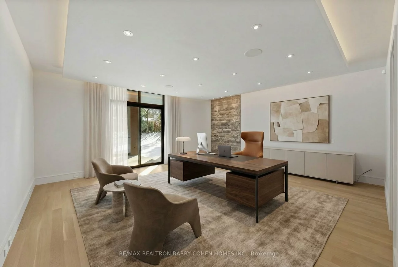 103, Old Colony, St. Andrew-Windfields, Toronto