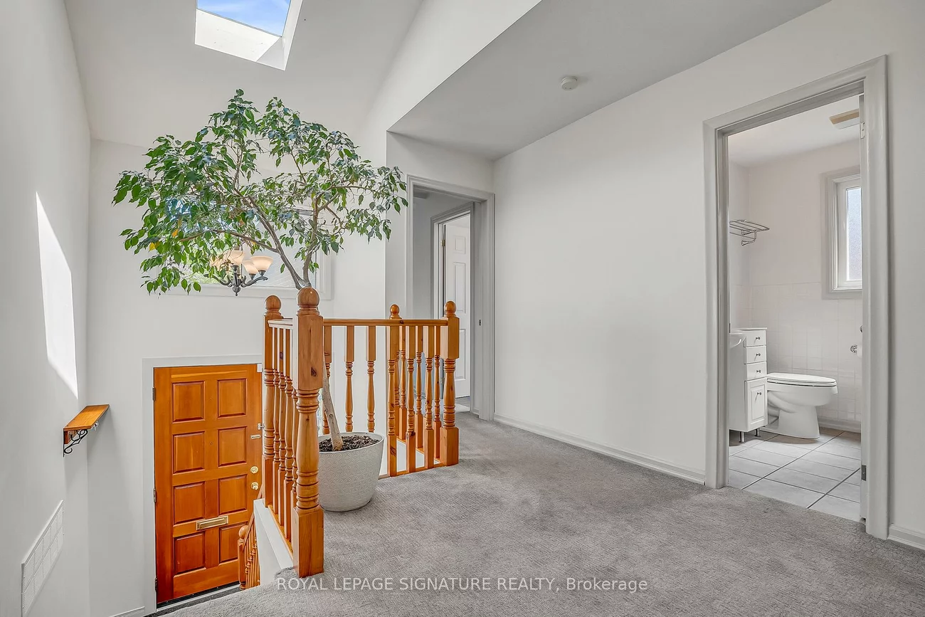 136, Three Valleys, Parkwoods-Donalda, Toronto