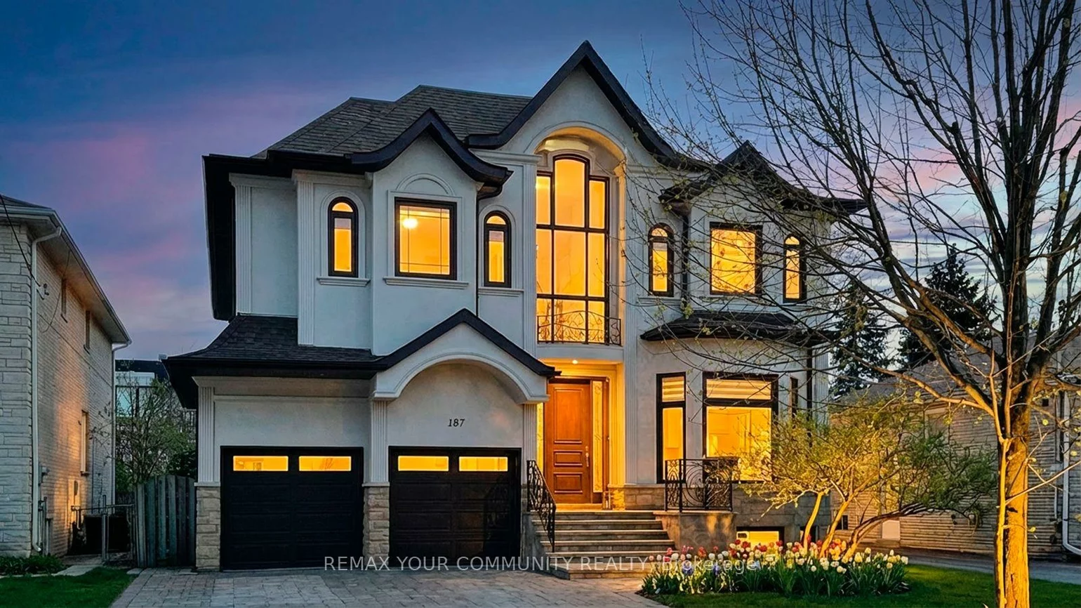 187, Patricia, Newtonbrook West, Toronto