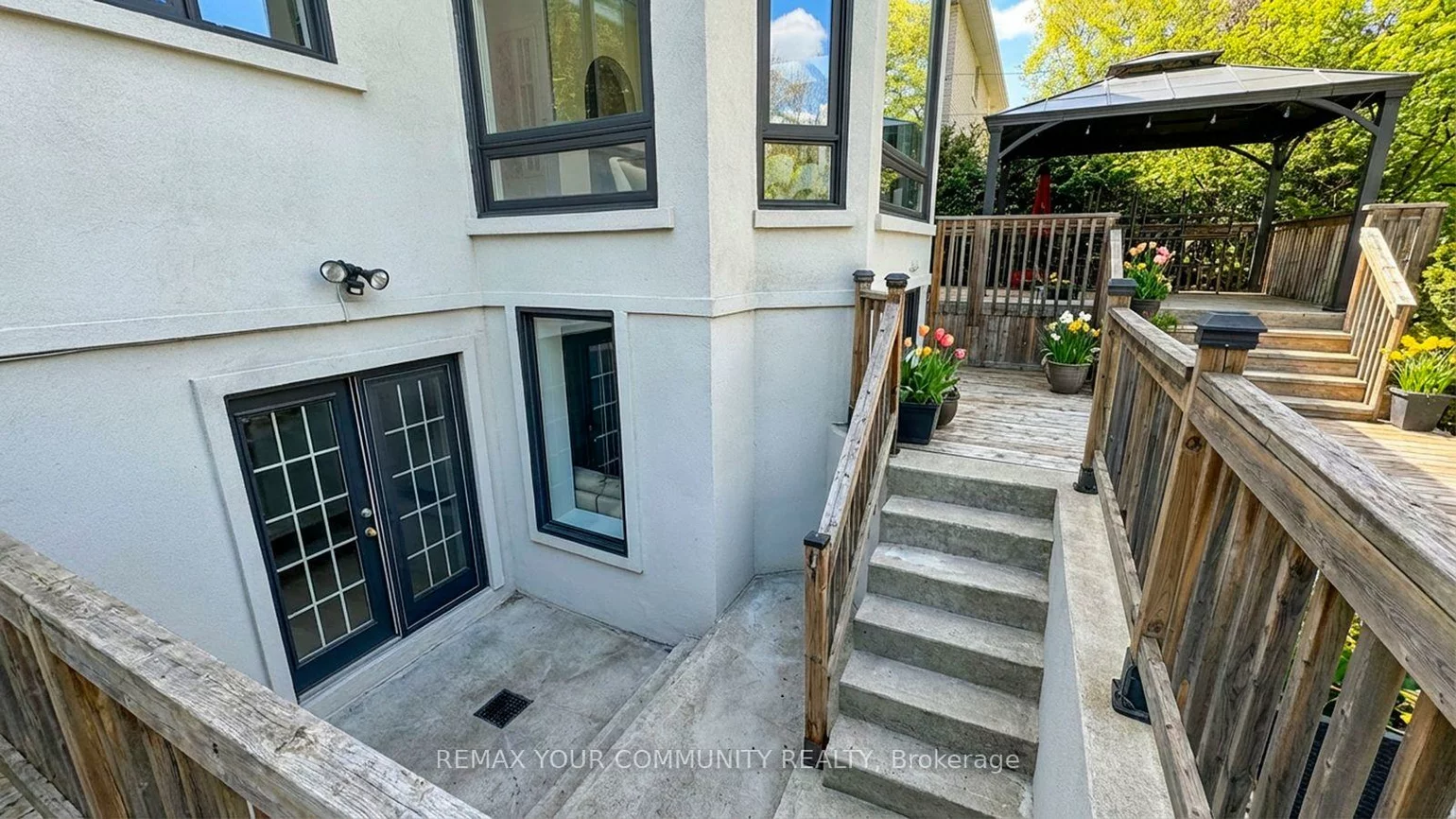 187, Patricia, Newtonbrook West, Toronto