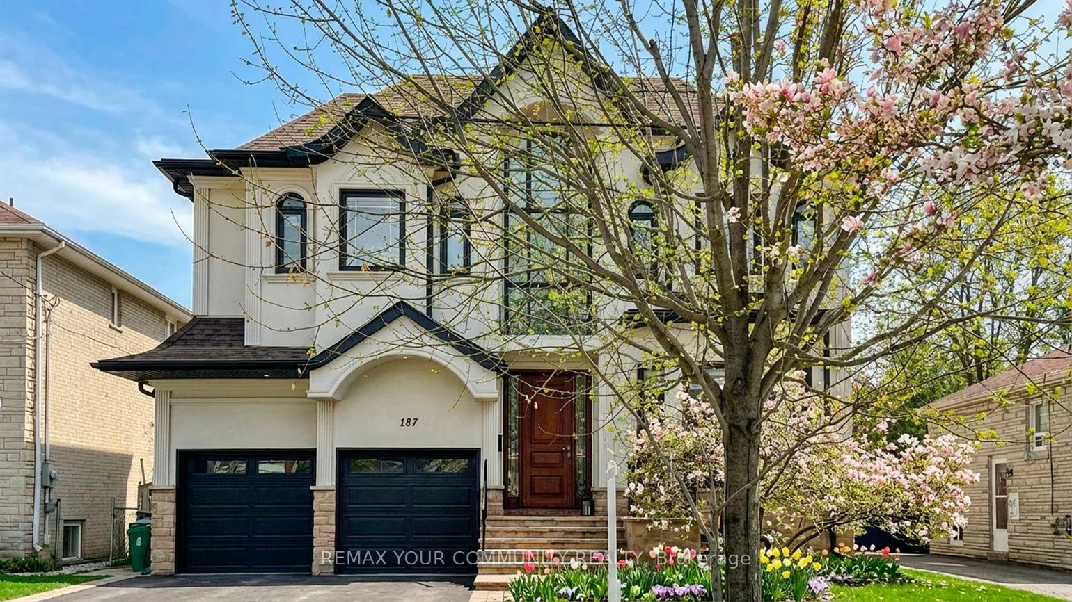 187, Patricia, Newtonbrook West, Toronto