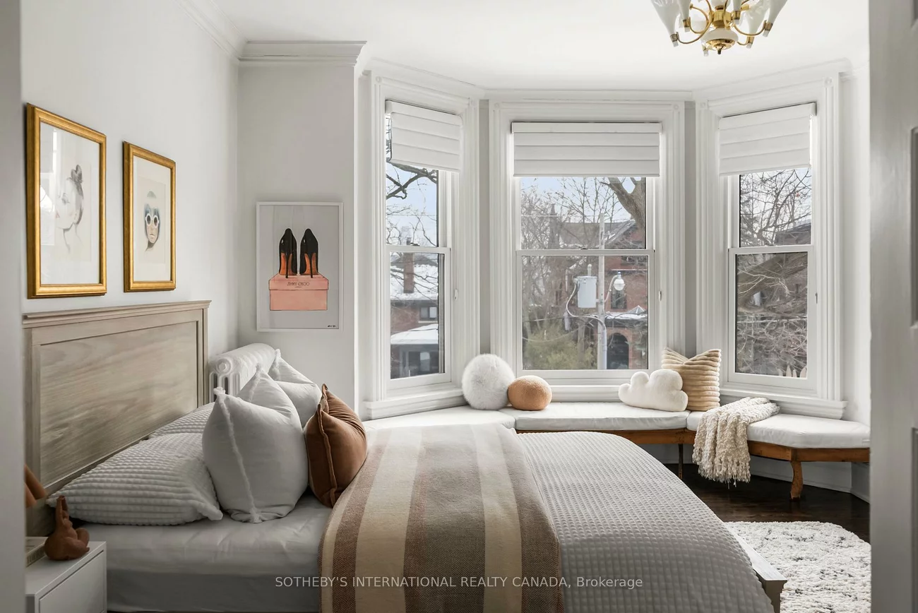 92, Woodlawn, Yonge-St. Clair, Toronto