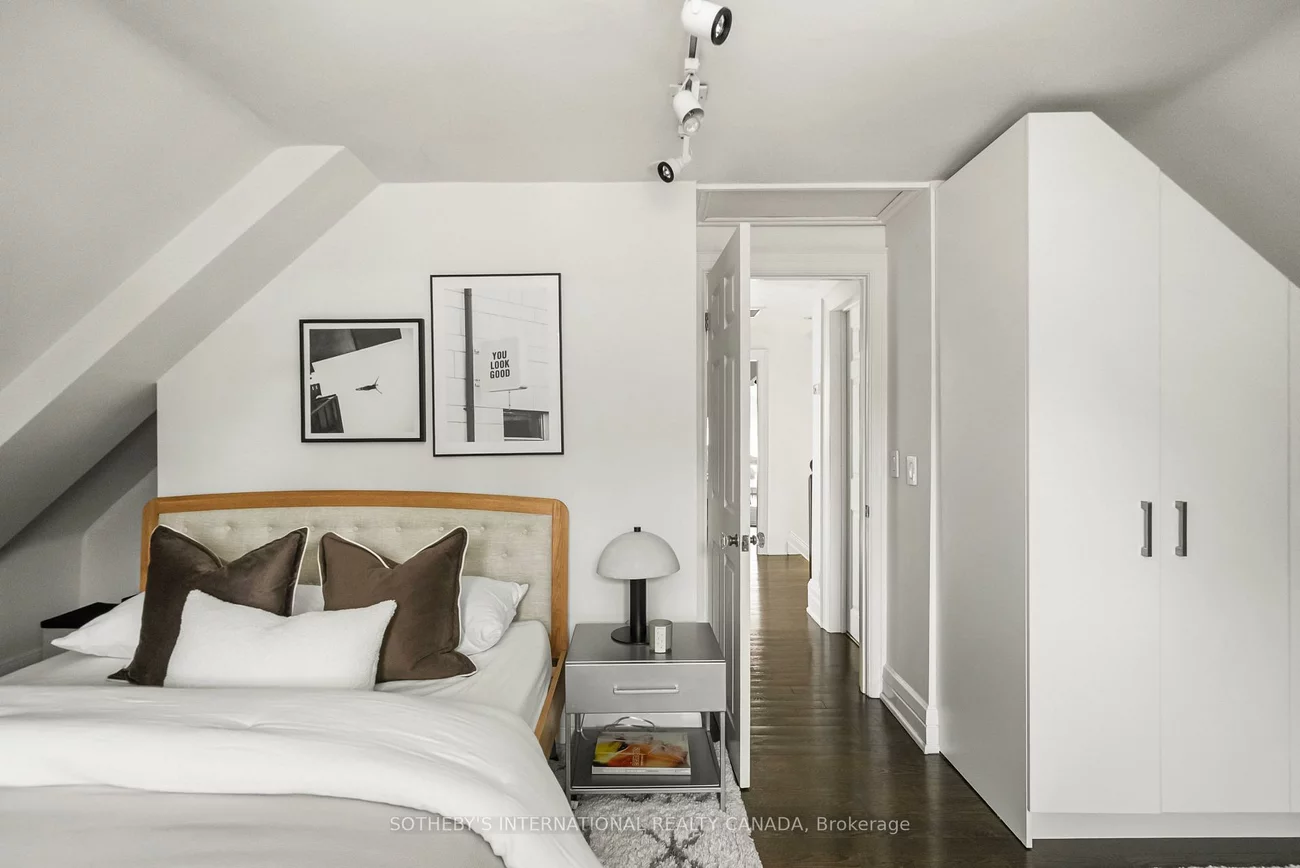 92, Woodlawn, Yonge-St. Clair, Toronto