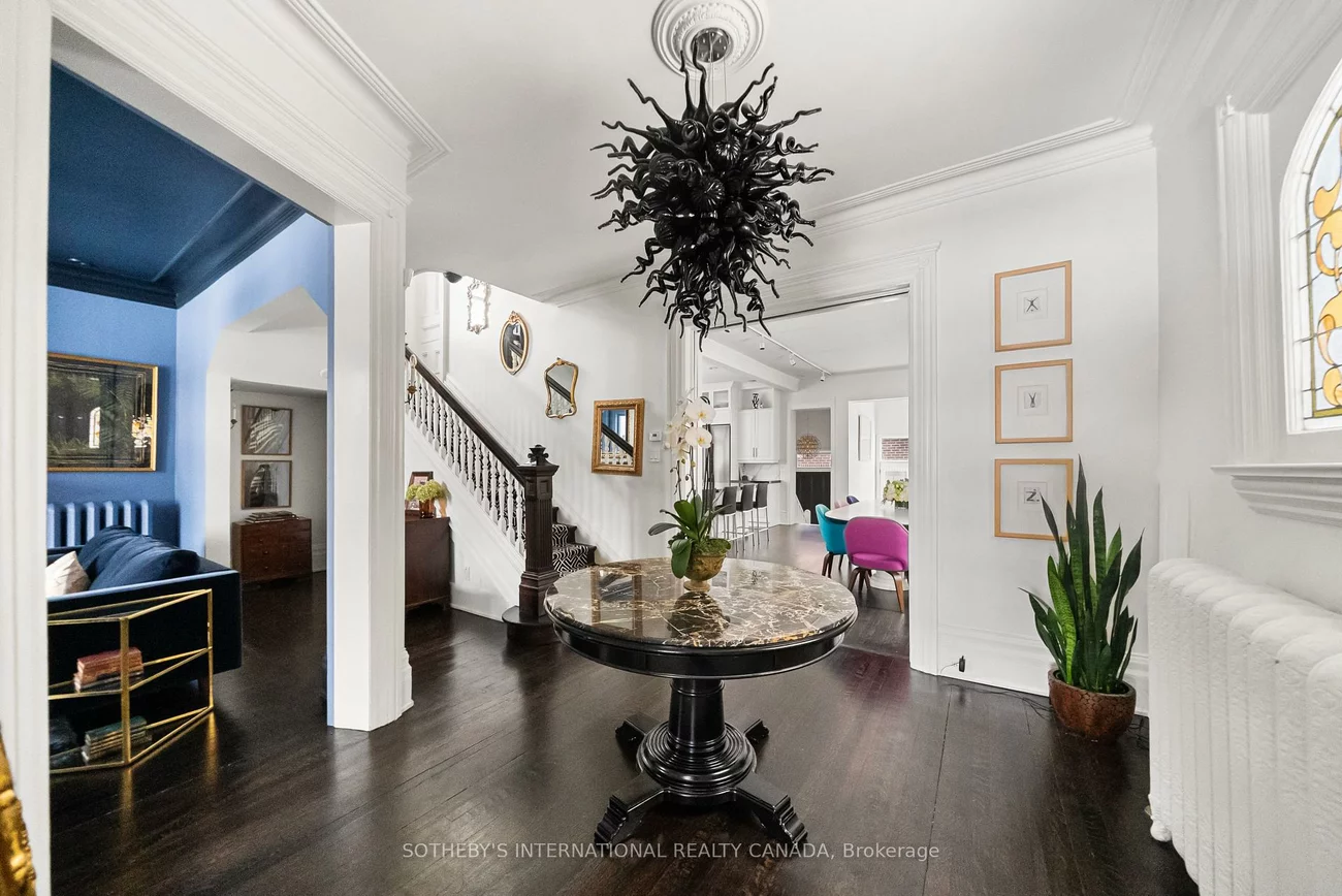 92, Woodlawn, Yonge-St. Clair, Toronto