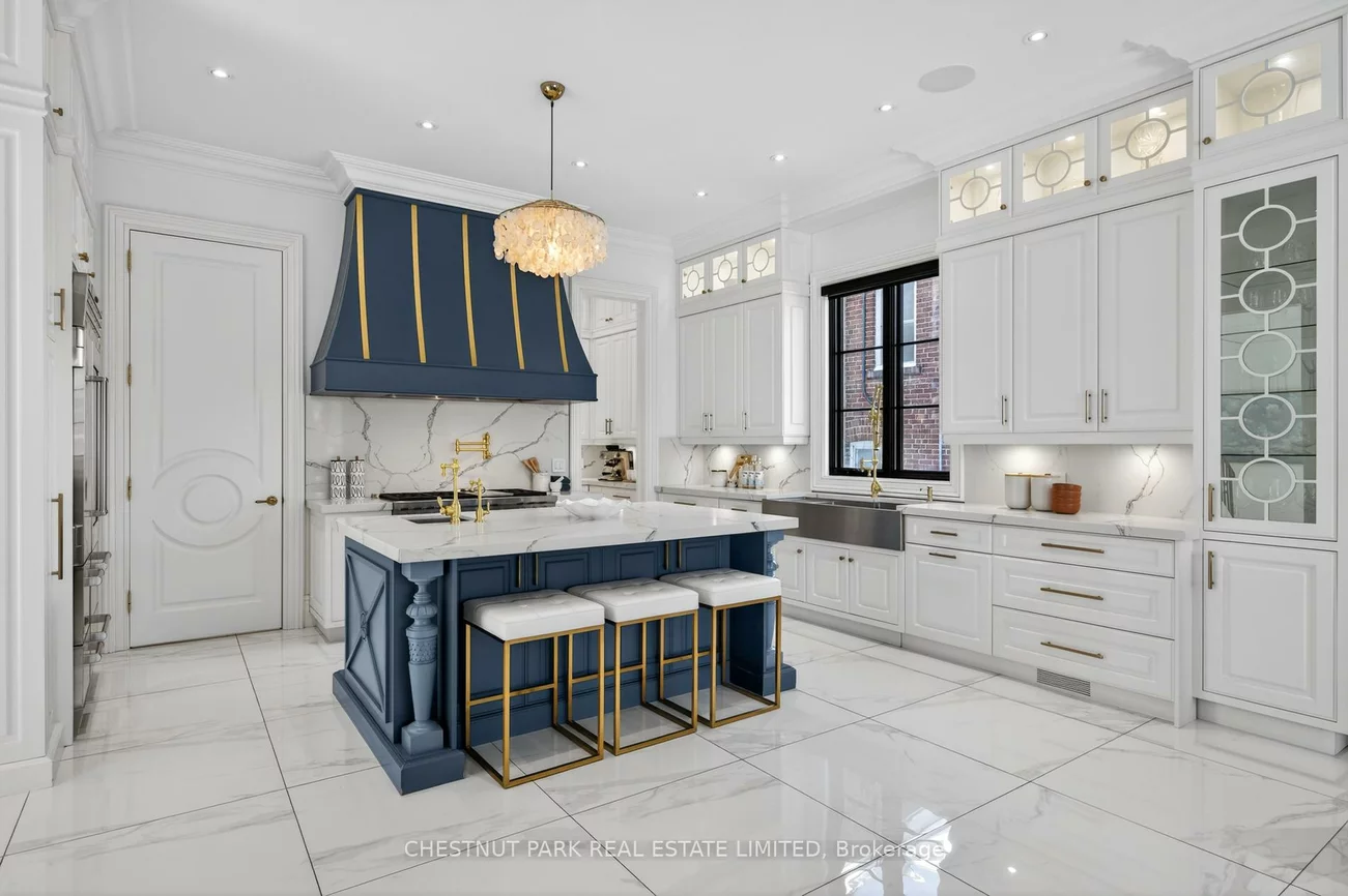 55, De Vere, Bedford Park-Nortown, Toronto