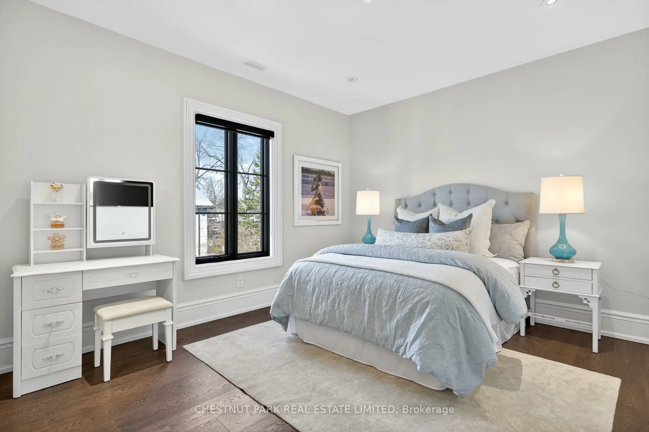 55, De Vere, Bedford Park-Nortown, Toronto