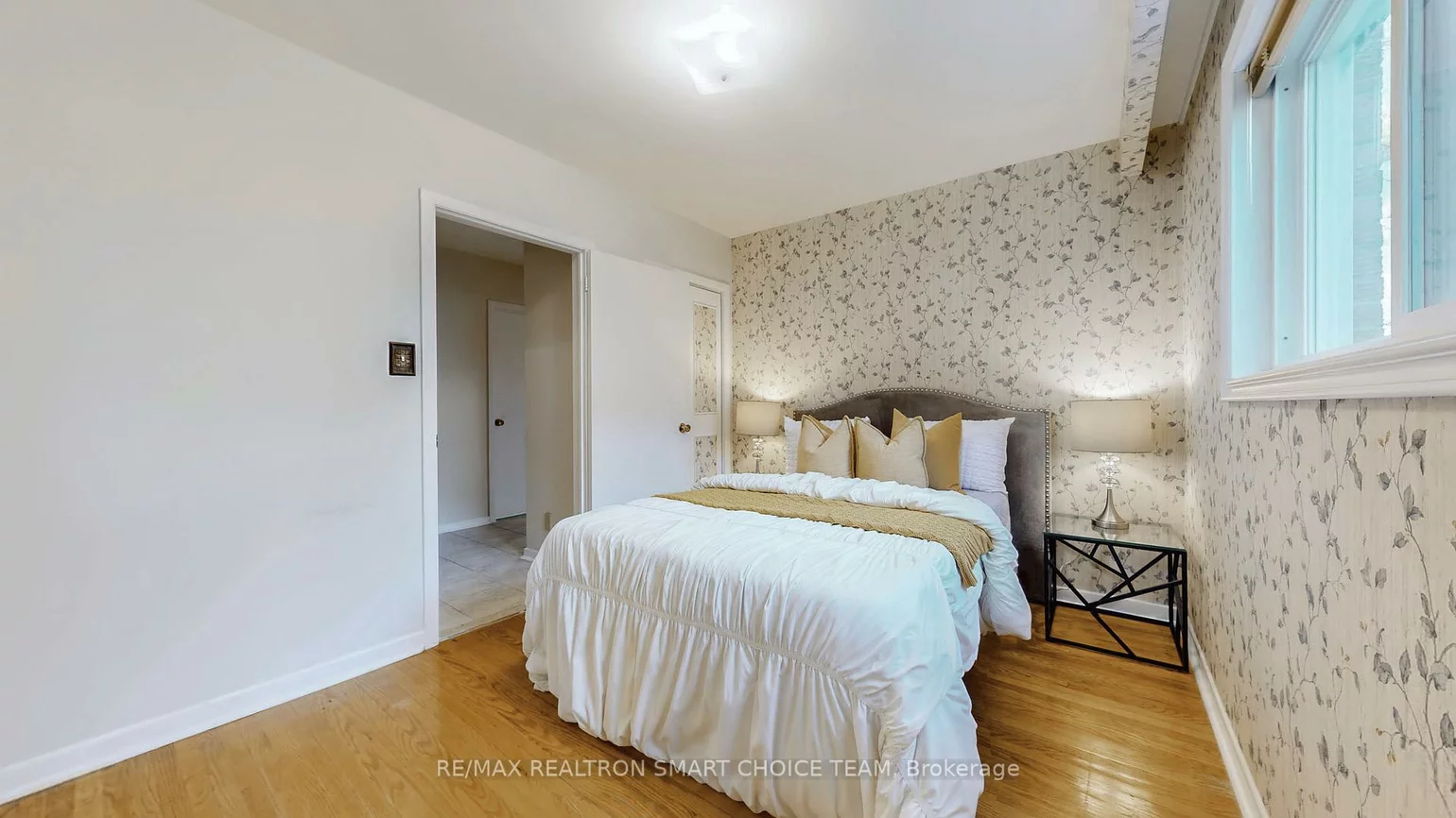 18, Brenham, Newtonbrook East, Toronto