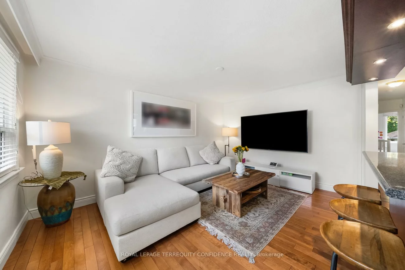 69, Nipigon, Newtonbrook East, Toronto