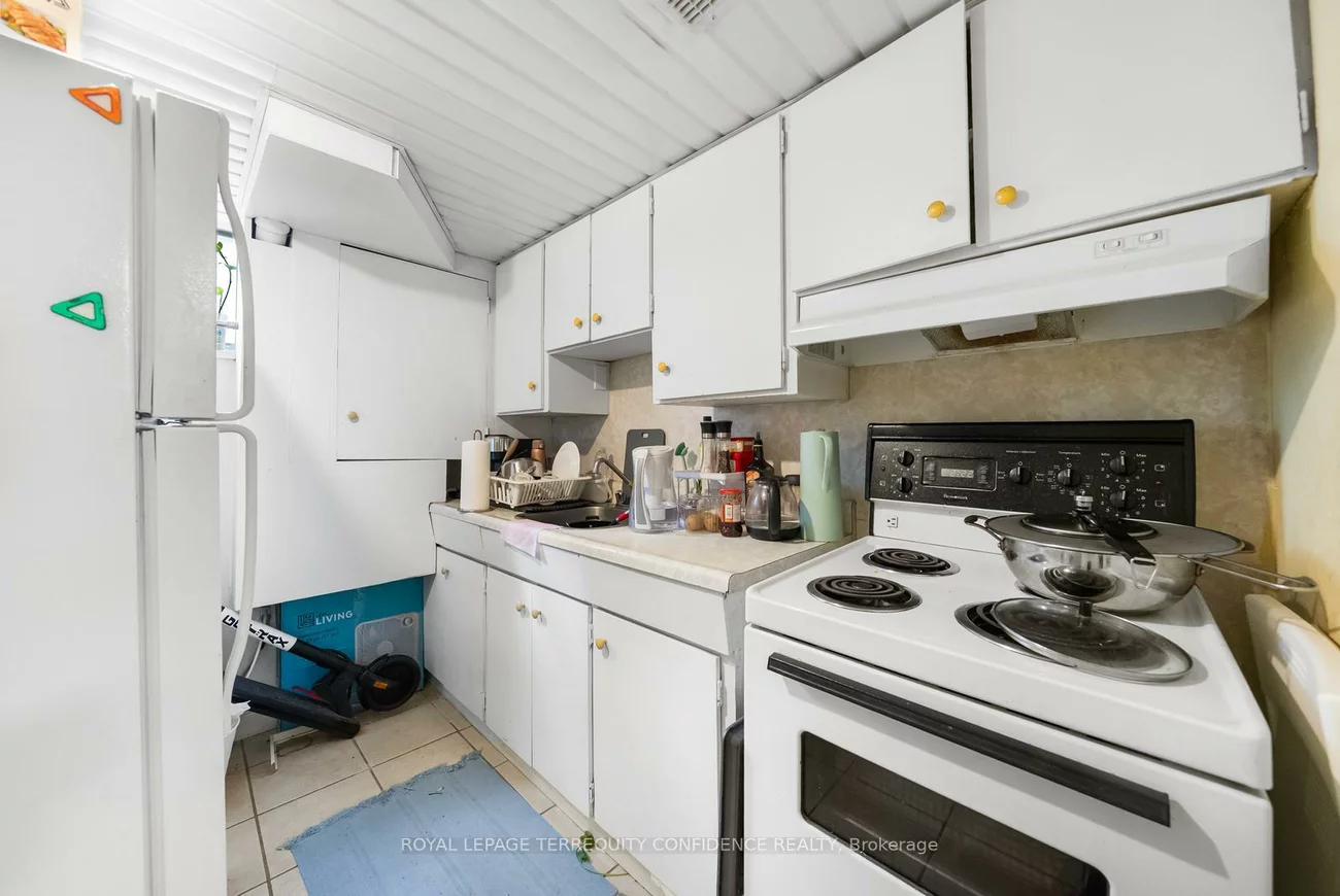 69, Nipigon, Newtonbrook East, Toronto