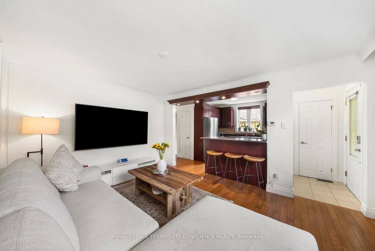 69, Nipigon, Newtonbrook East, Toronto