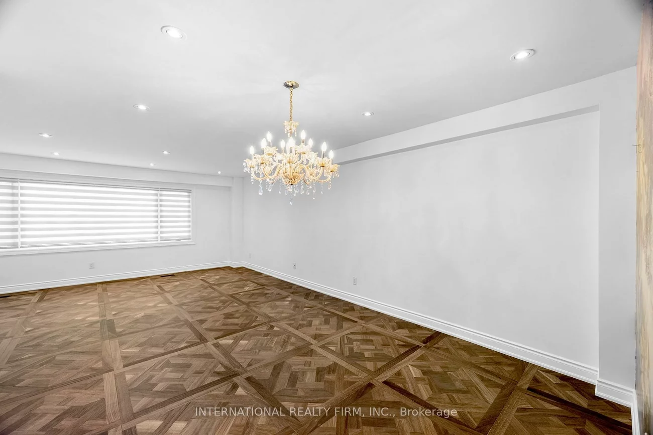 20, Blairville, Bathurst Manor, Toronto