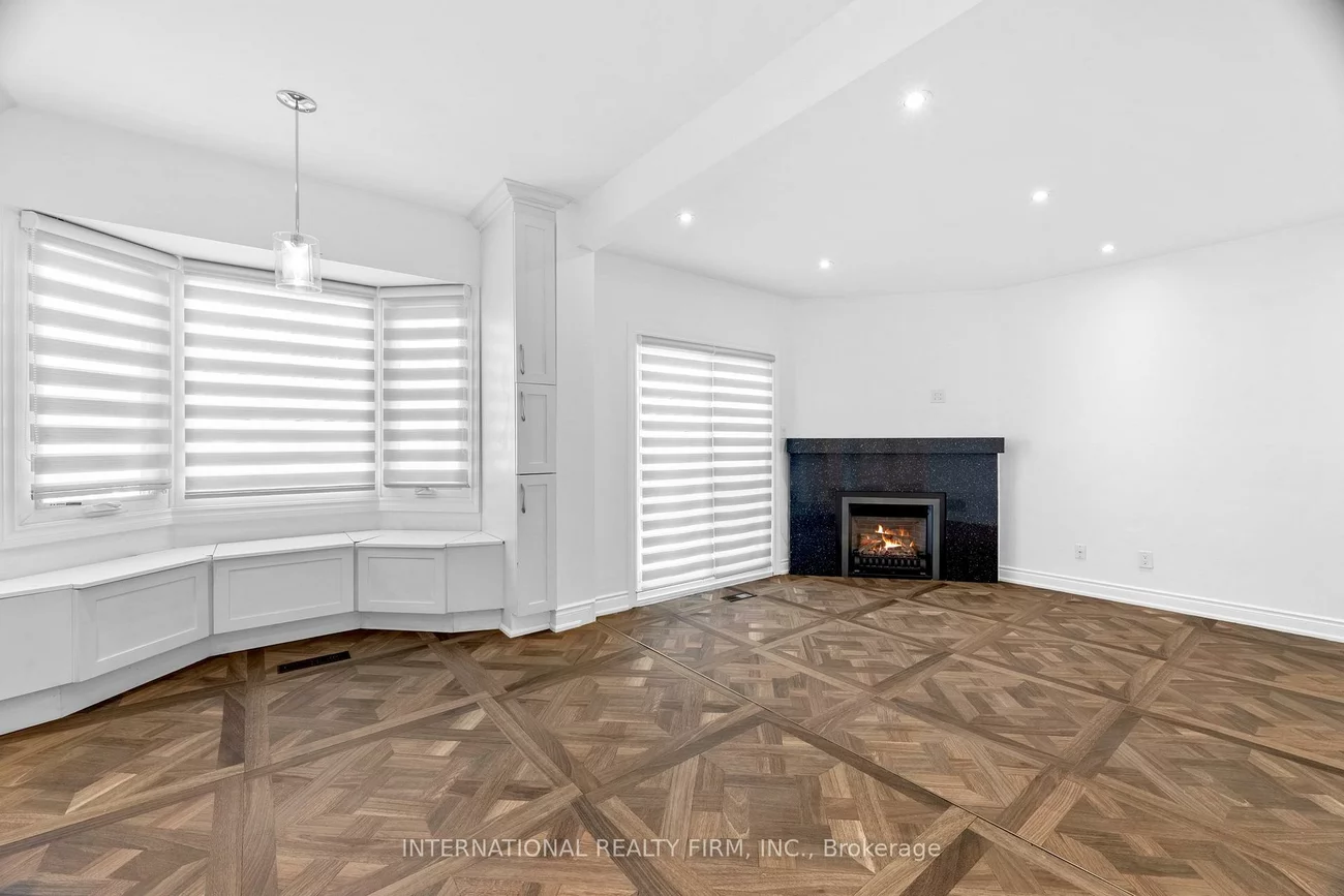 20, Blairville, Bathurst Manor, Toronto