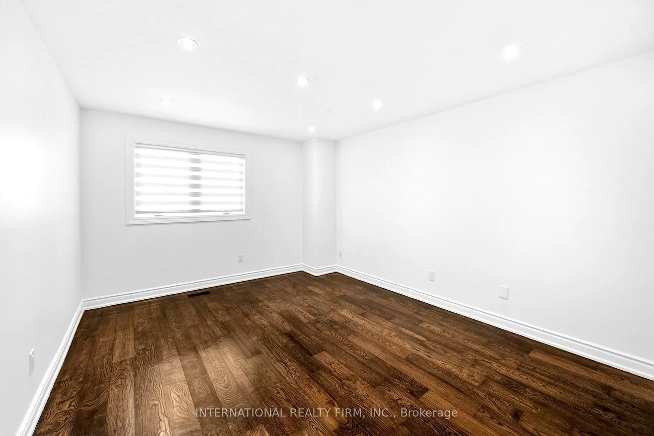 20, Blairville, Bathurst Manor, Toronto