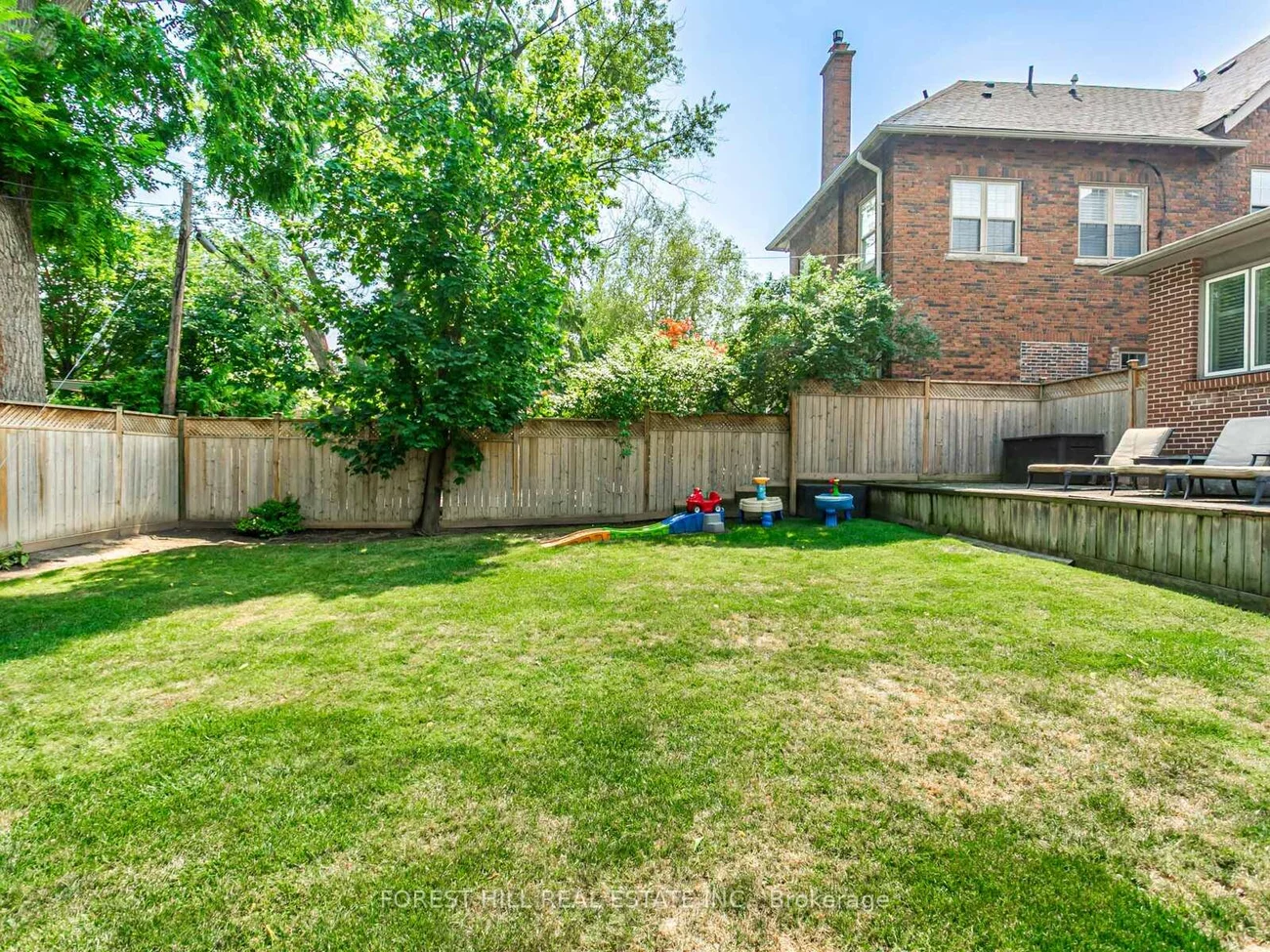 21, Gardiner, Forest Hill South, Toronto