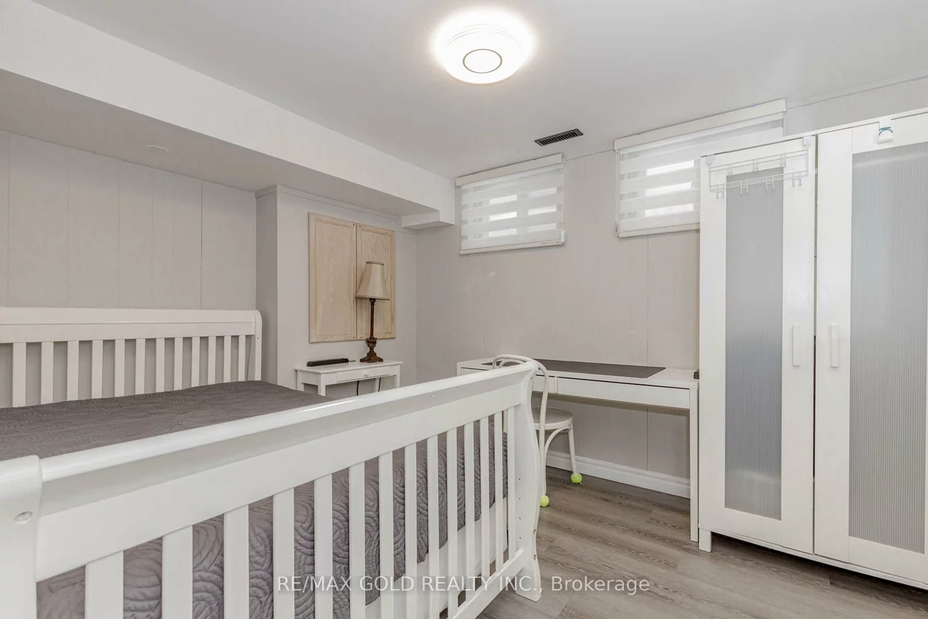 95, Fontainbleau, Newtonbrook West, Toronto