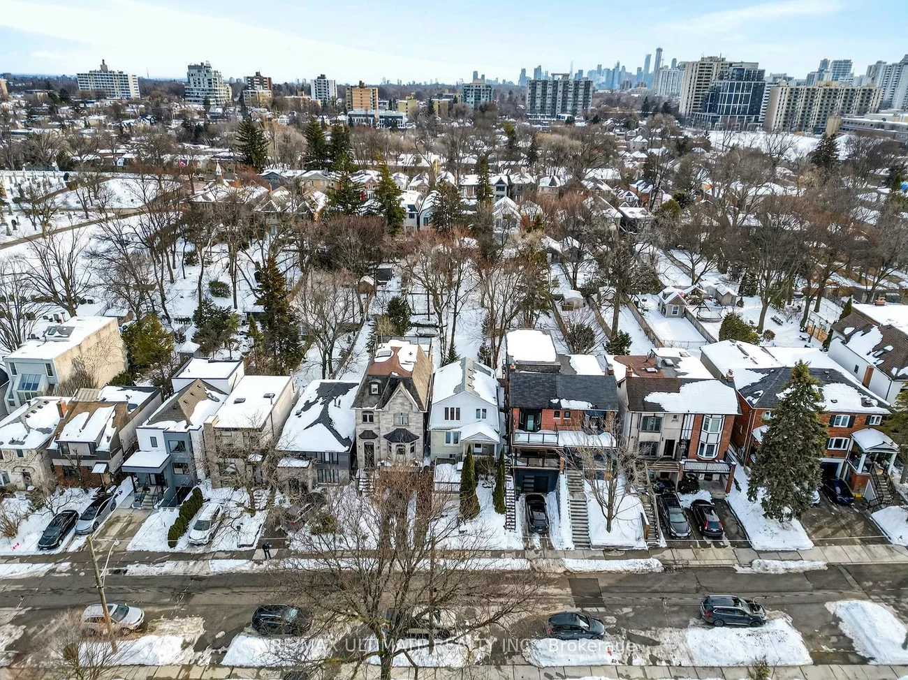 387, Keewatin, Mount Pleasant East, Toronto