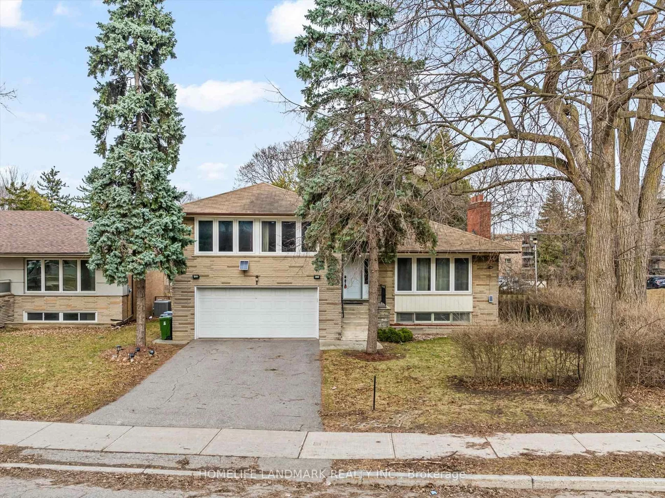 1, Hawksbury, Bayview Village, Toronto