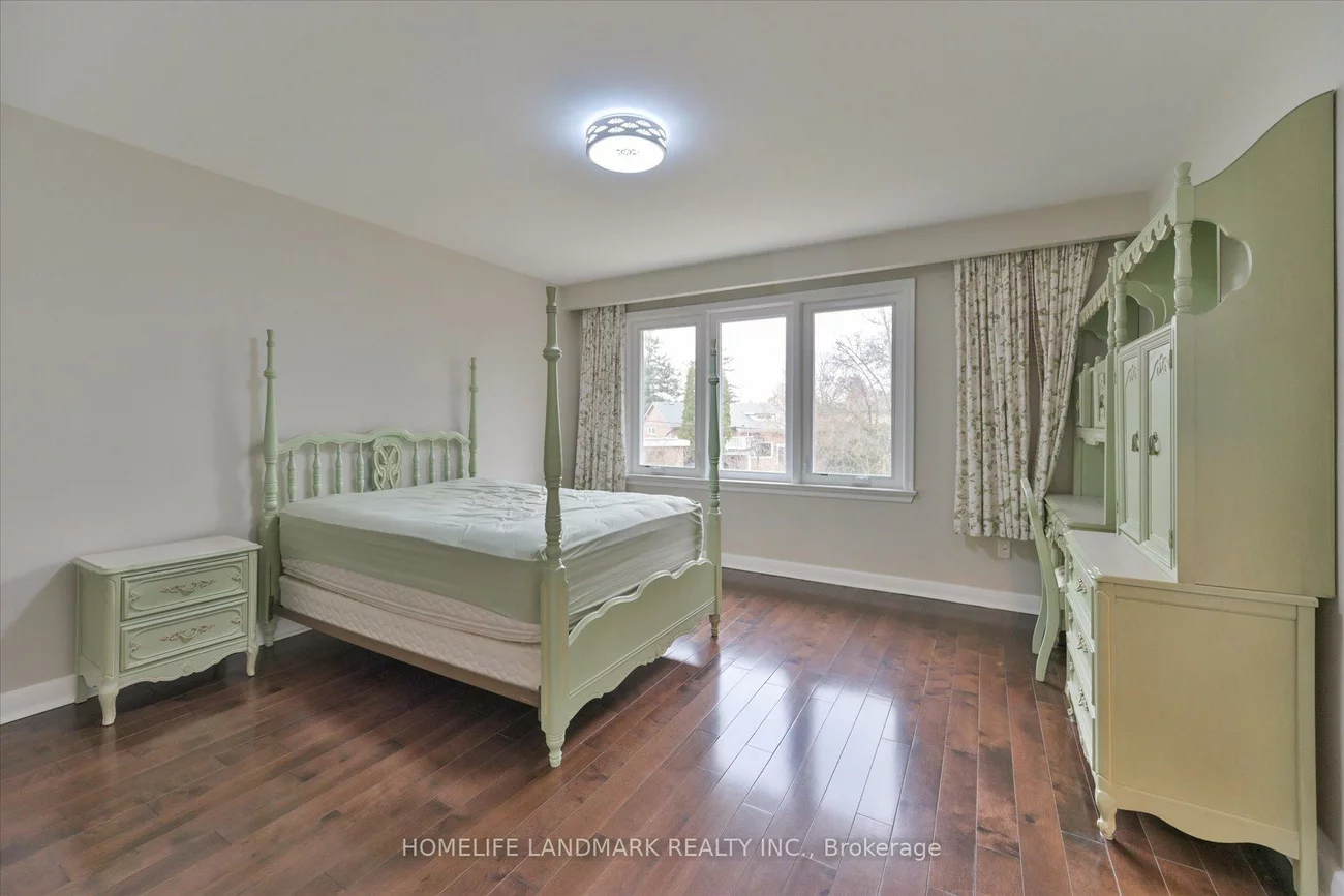 1, Hawksbury, Bayview Village, Toronto