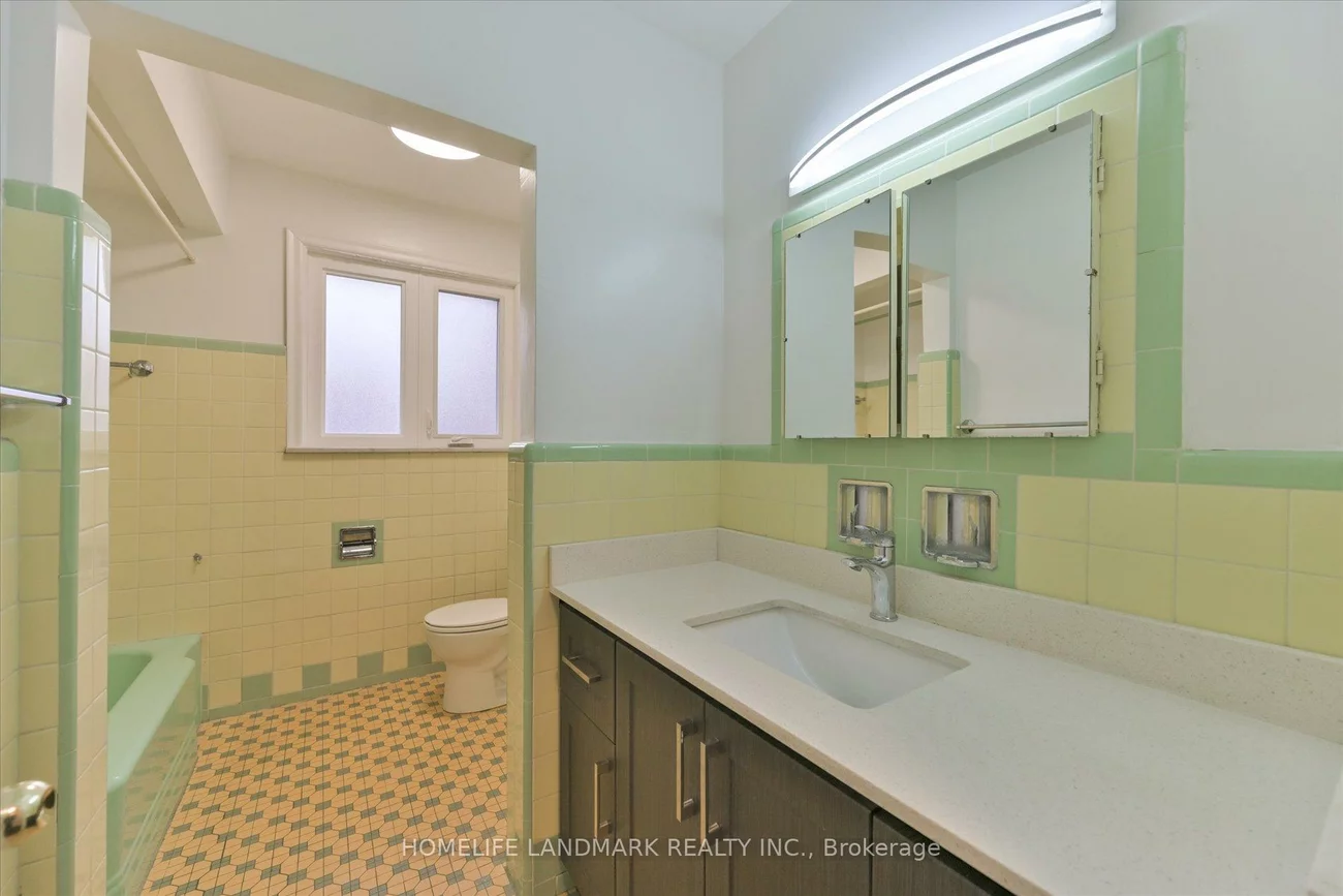 1, Hawksbury, Bayview Village, Toronto