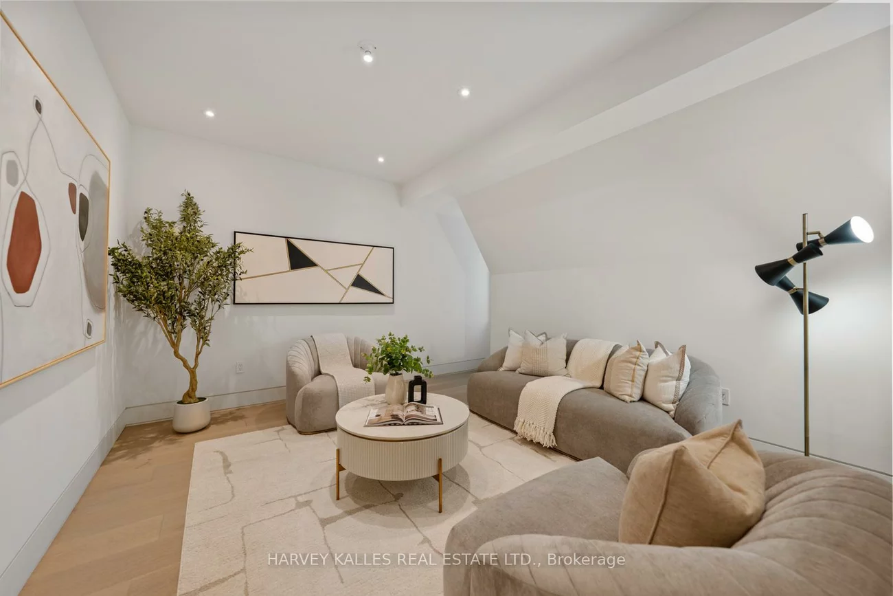 335, Lytton, Lawrence Park South, Toronto