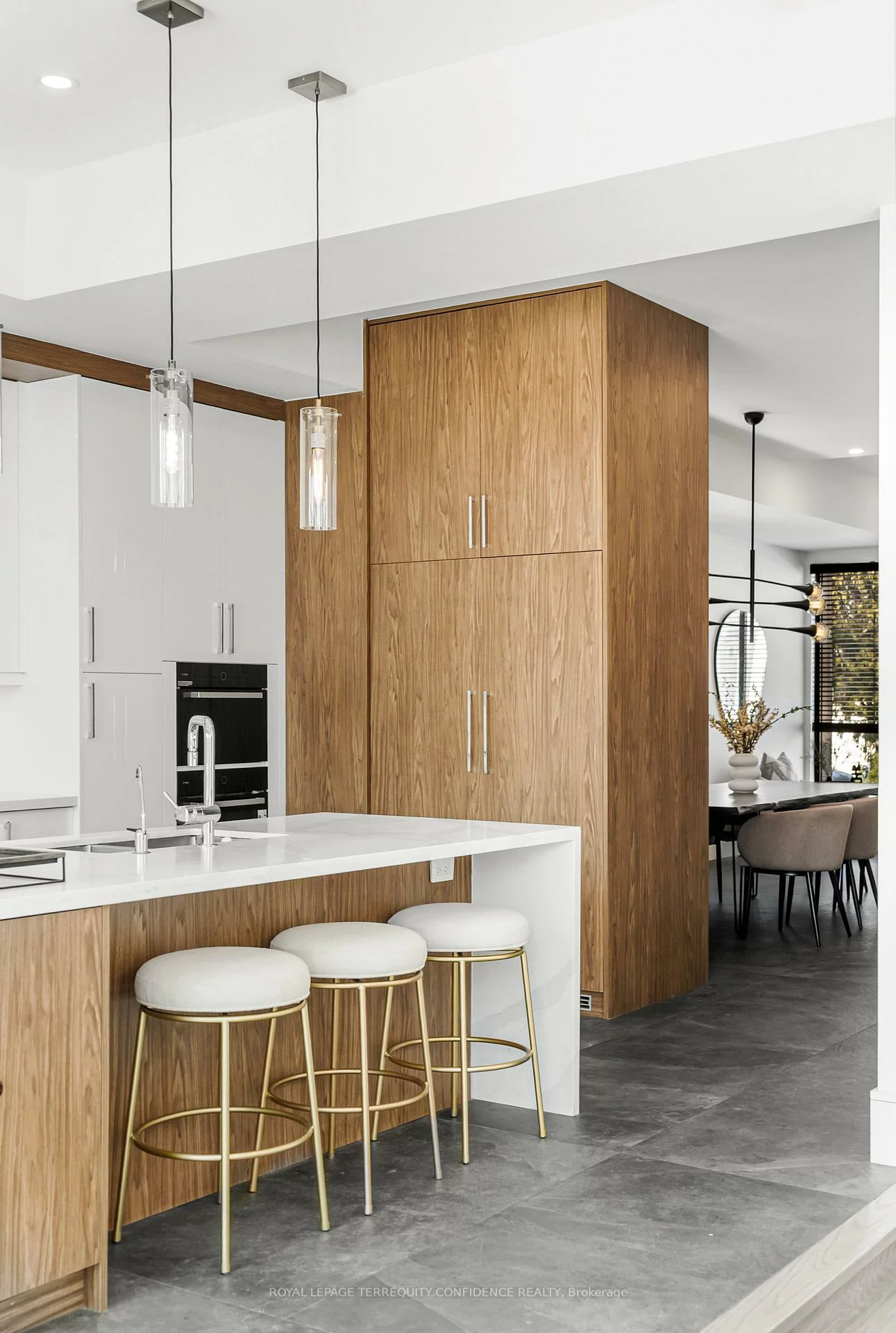 299, Hounslow, Willowdale West, Toronto