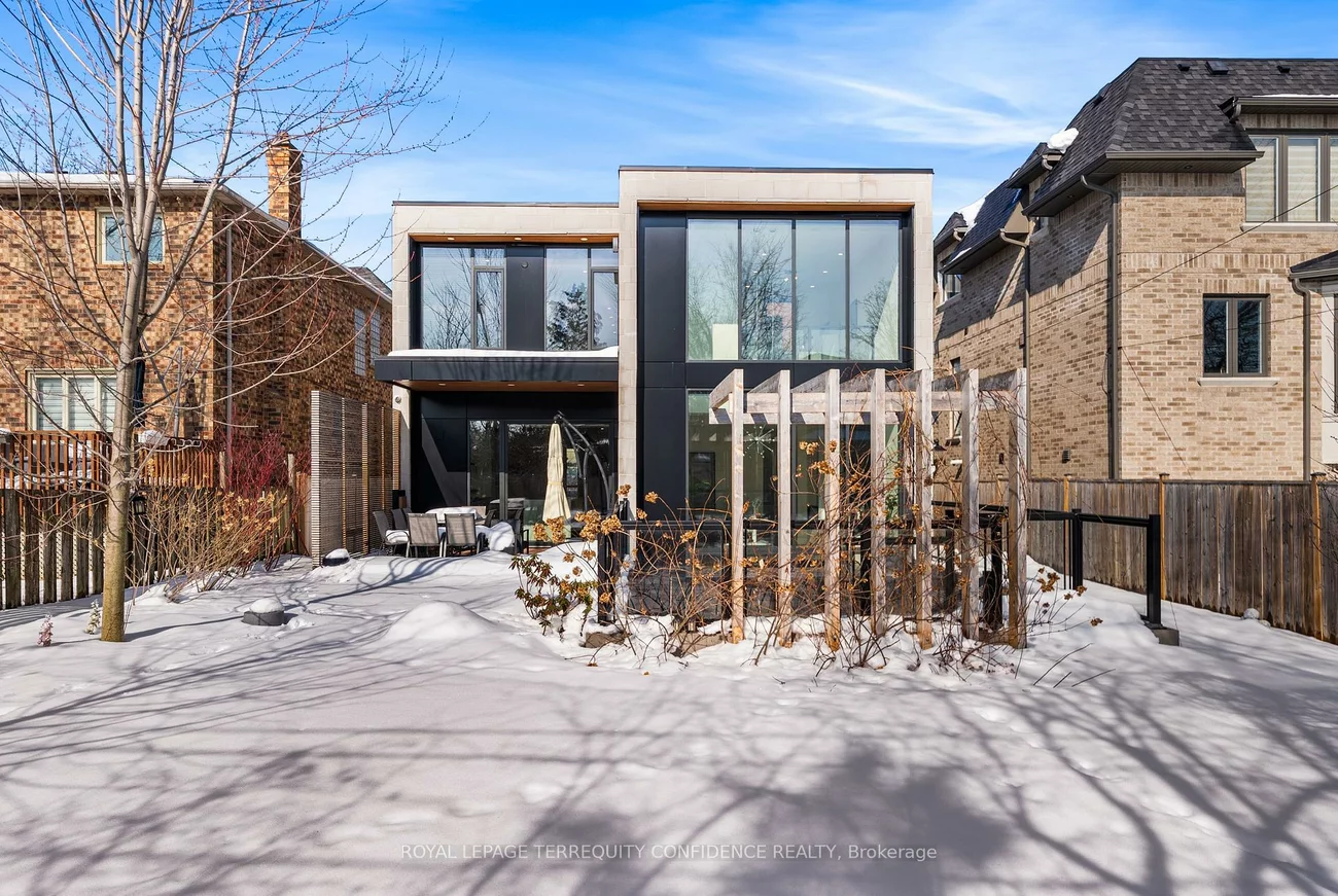 299, Hounslow, Willowdale West, Toronto
