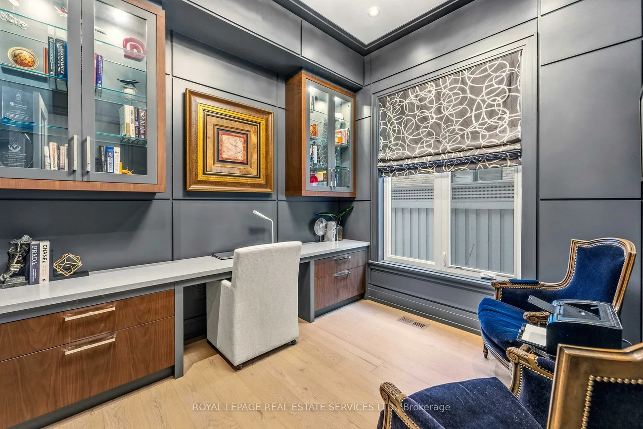 112, Mildenhall, Lawrence Park North, Toronto