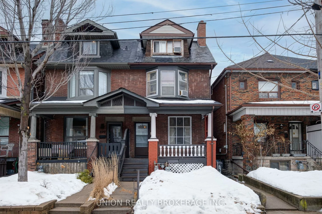 697, Manning, Annex, Toronto