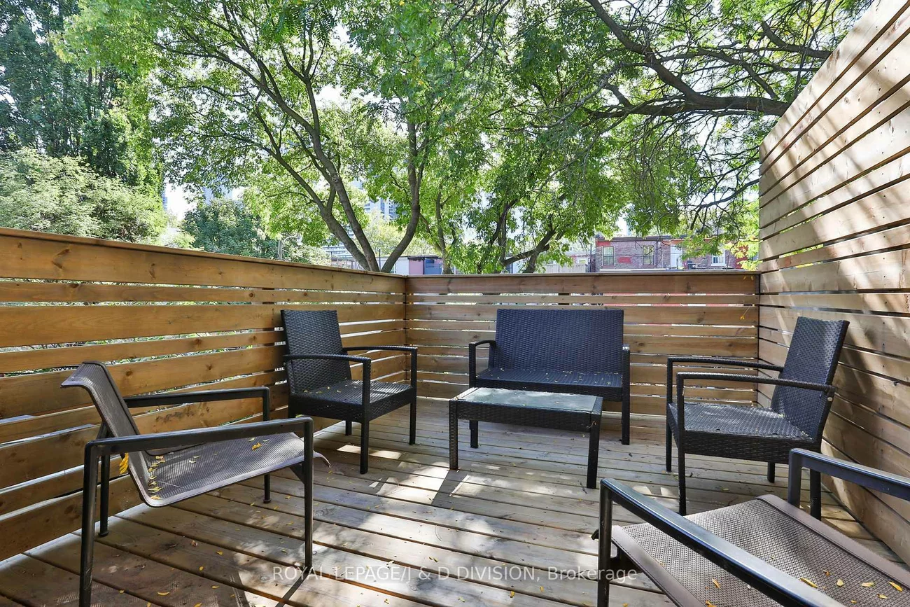 69, Sullivan, Kensington-Chinatown, Toronto