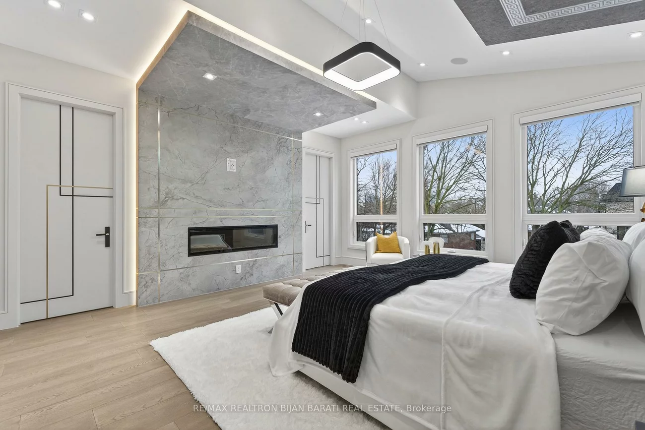 164, Norton, Willowdale East, Toronto