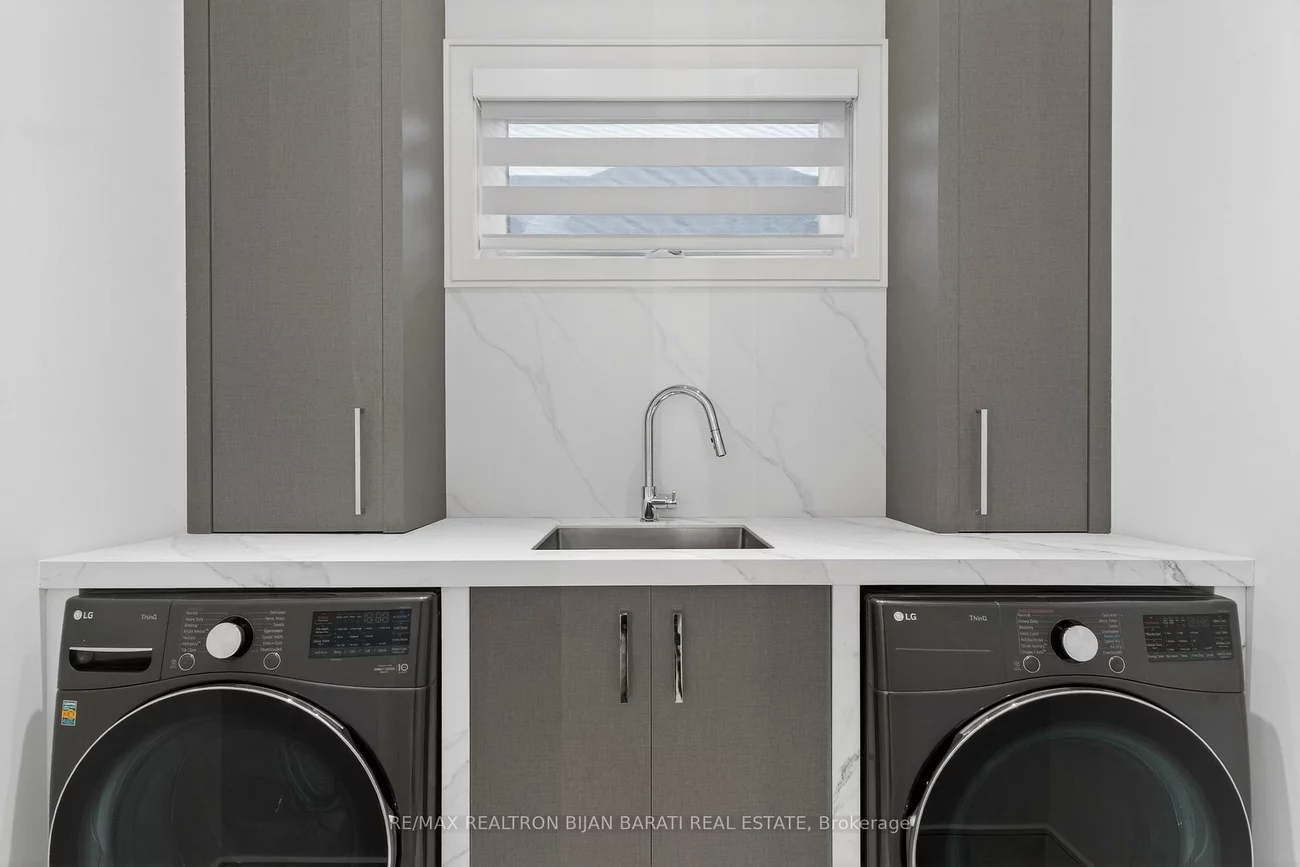 164, Norton, Willowdale East, Toronto