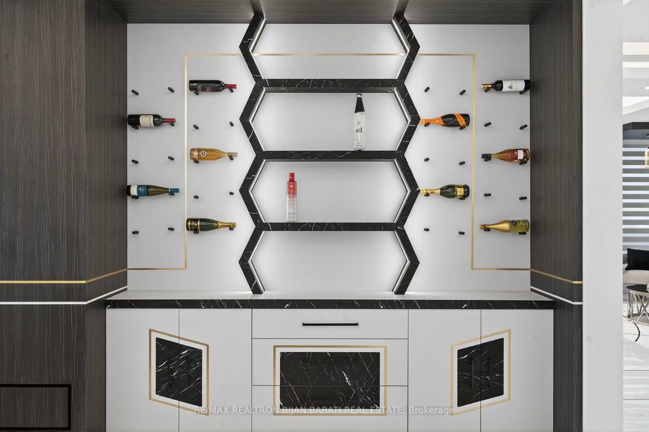 164, Norton, Willowdale East, Toronto