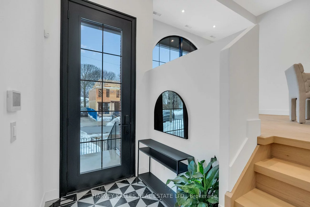 101, Briar Hill, Yonge-Eglinton, Toronto