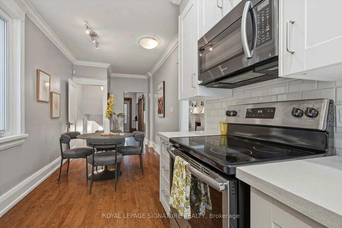 55, Atlas, Humewood-Cedarvale, Toronto