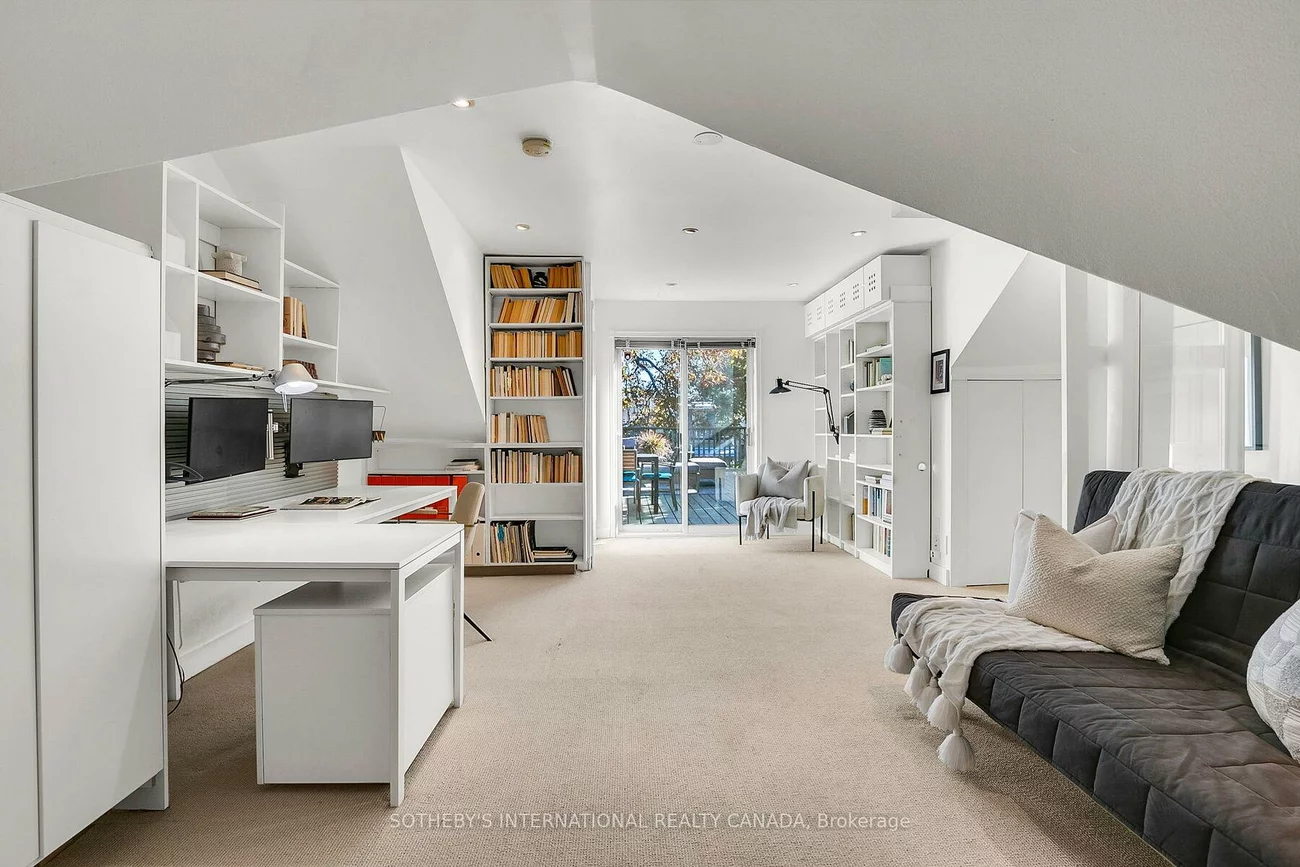 435, Ontario, Moss Park, Toronto