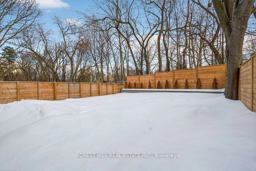 115, Park Home, Willowdale West, Toronto