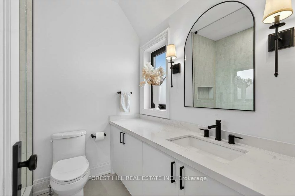 115, Park Home, Willowdale West, Toronto