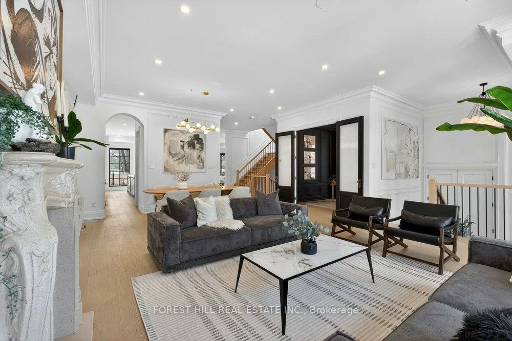 115, Park Home, Willowdale West, Toronto