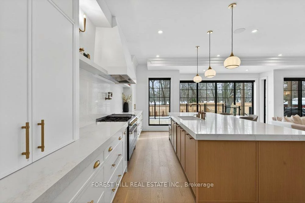 115, Park Home, Willowdale West, Toronto