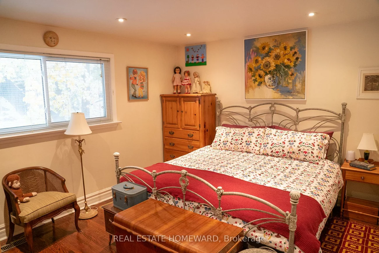 35, Valentine, Parkwoods-Donalda, Toronto