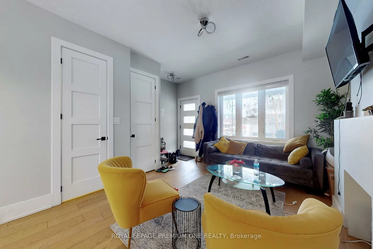 223, Manning, Trinity-Bellwoods, Toronto