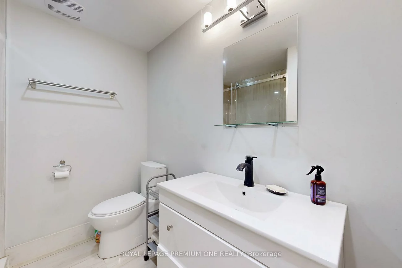 223, Manning, Trinity-Bellwoods, Toronto