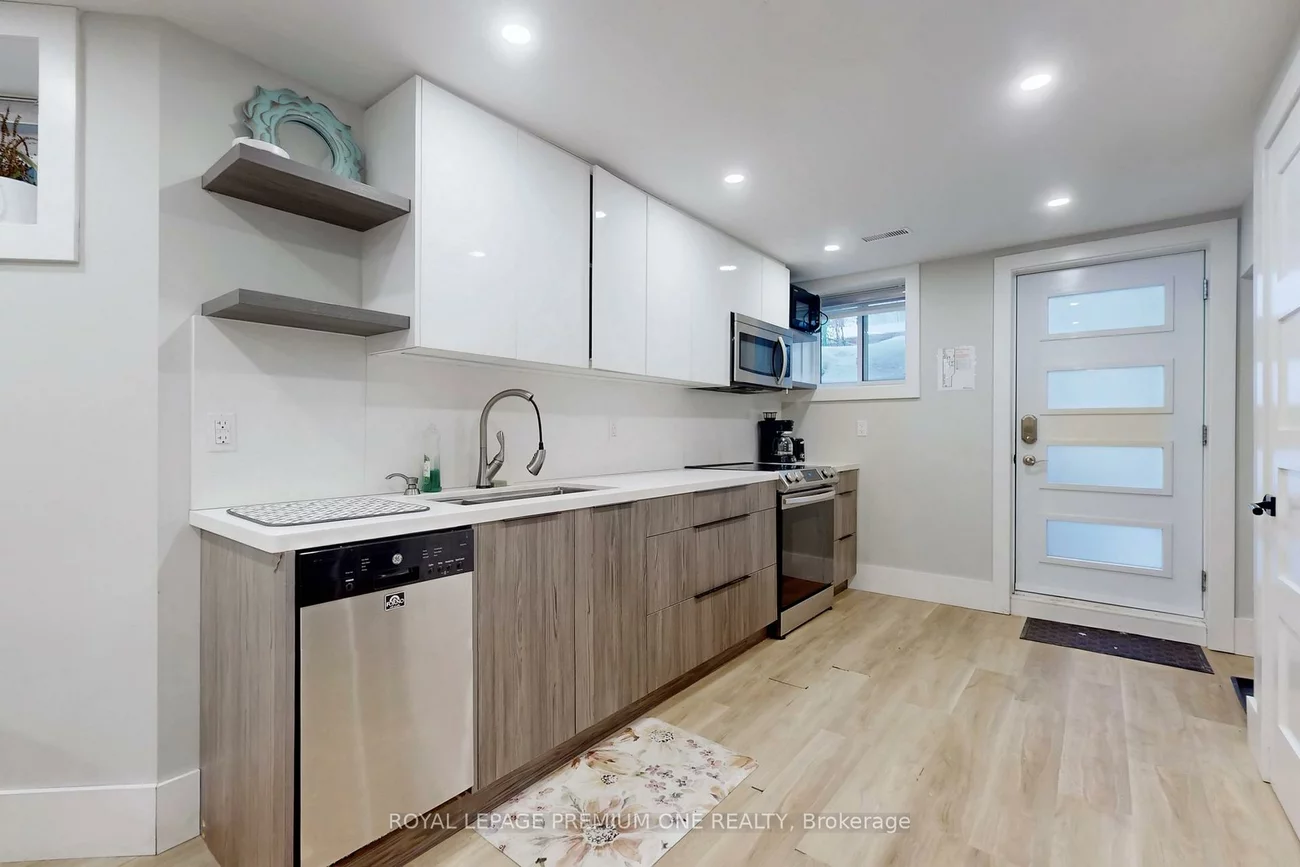 223, Manning, Trinity-Bellwoods, Toronto