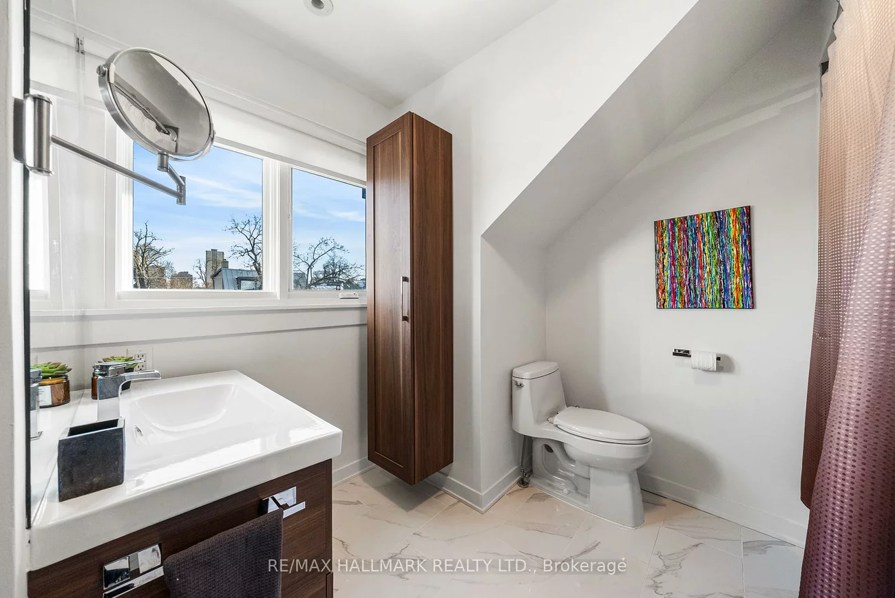 26, Lytton, Lawrence Park South, Toronto