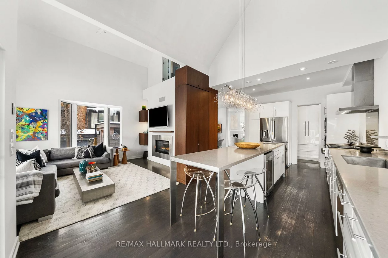 26, Lytton, Lawrence Park South, Toronto