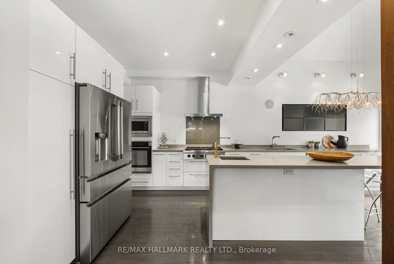 26, Lytton, Lawrence Park South, Toronto